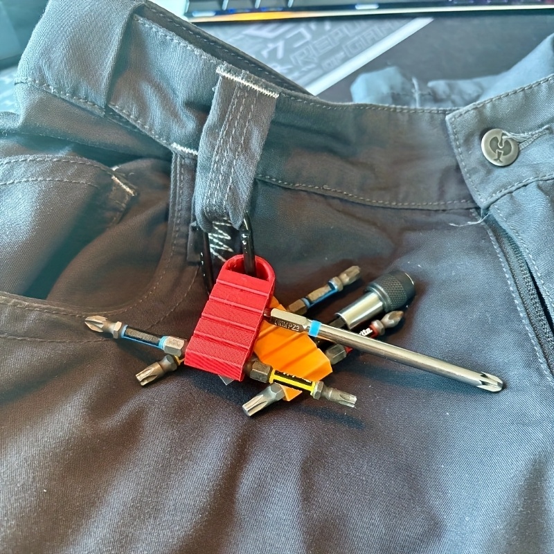 Uniwersalne spodnie robocze z  – Home Improvement Contractors recenzja i cena